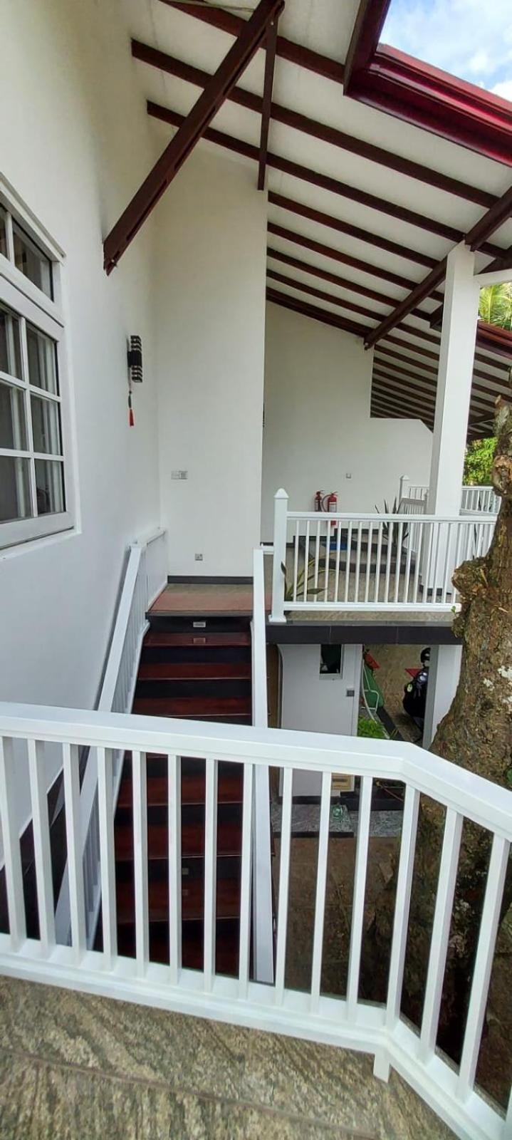 Duvi'S Shelter Bungalow Colombo Eksteriør billede