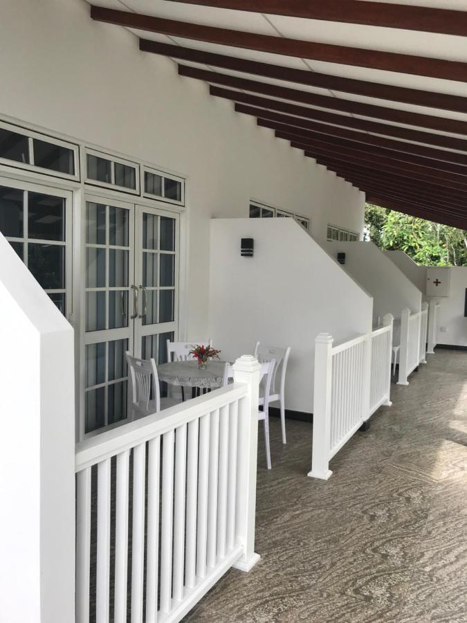 Duvi'S Shelter Bungalow Colombo Eksteriør billede